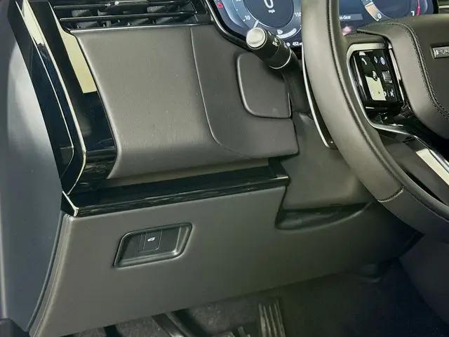 2026 Land Rover Range Rover Sport P360 SE