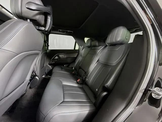 2026 Land Rover Range Rover Sport P360 SE