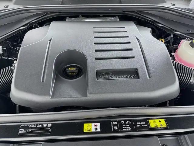 2026 Land Rover Range Rover Sport P360 SE