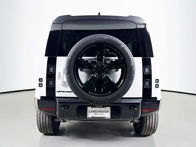 2026 Land Rover Defender P400 X-Dynamic SE