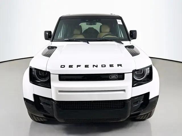 2026 Land Rover Defender P400 X-Dynamic SE