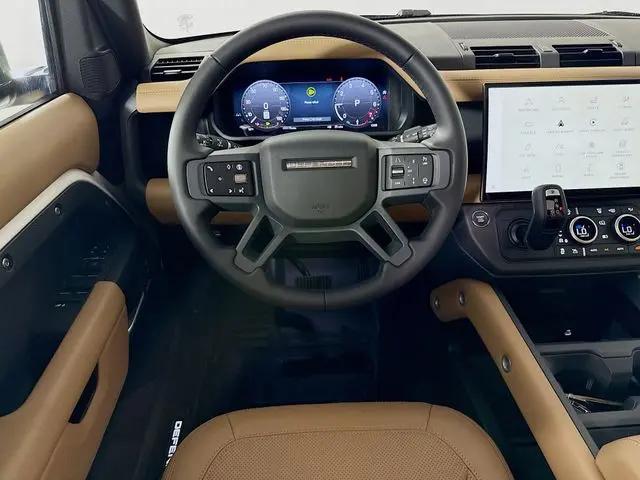 2026 Land Rover Defender P400 X-Dynamic SE