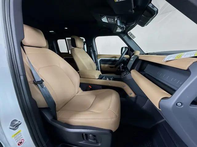 2026 Land Rover Defender P400 X-Dynamic SE
