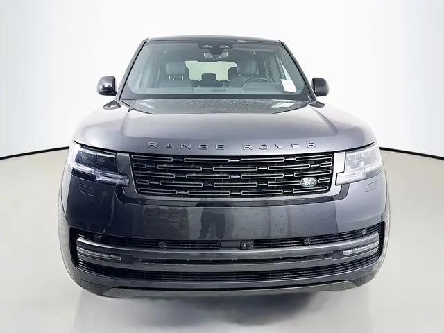 2026 Land Rover Range Rover P400 SE