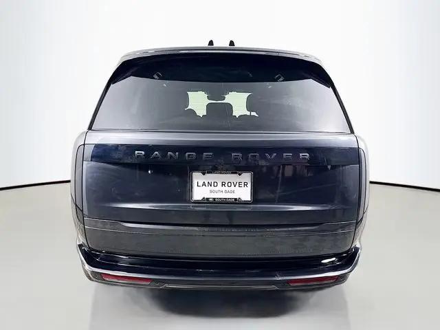 2026 Land Rover Range Rover P400 SE