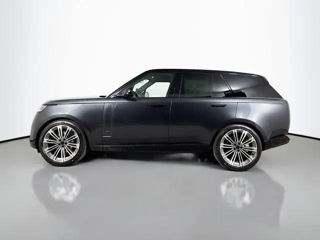 2026 Land Rover Range Rover P400 SE
