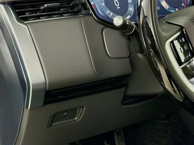 2026 Land Rover Range Rover P400 SE
