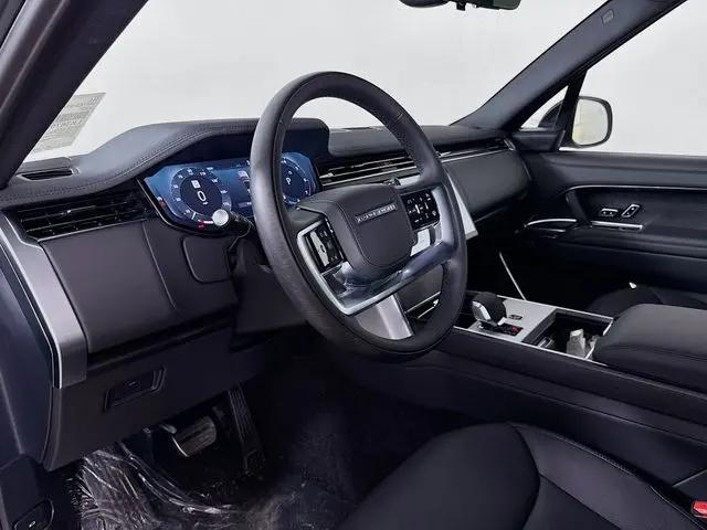 2026 Land Rover Range Rover P400 SE