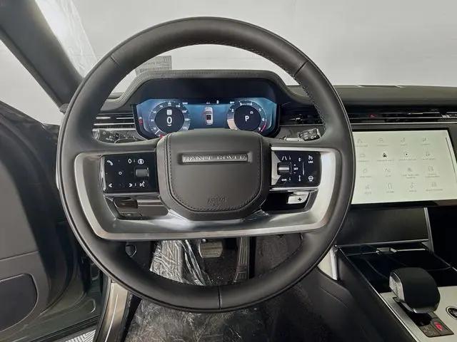2026 Land Rover Range Rover P400 SE