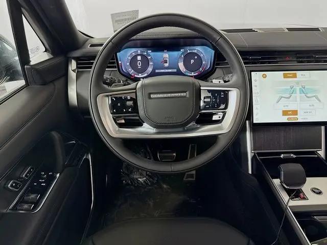 2026 Land Rover Range Rover P400 SE