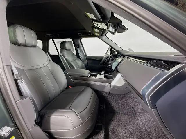 2026 Land Rover Range Rover P400 SE