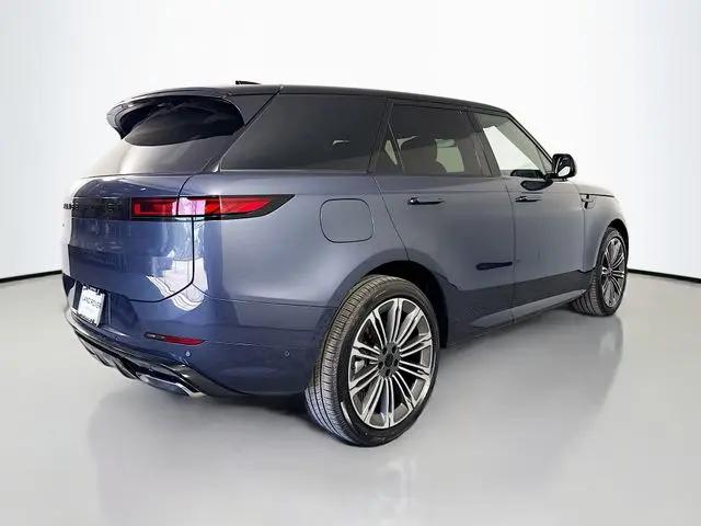 2026 Land Rover Range Rover Sport P400 Dynamic SE