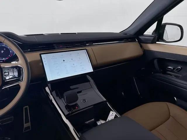 2026 Land Rover Range Rover Sport P400 Dynamic SE