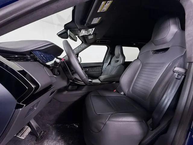 2026 Land Rover Range Rover Sport P635 SV