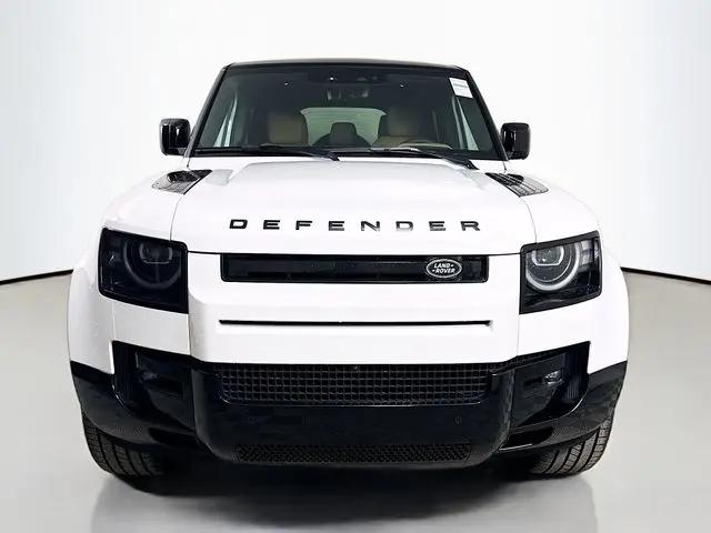2026 Land Rover Defender P400 X-Dynamic SE