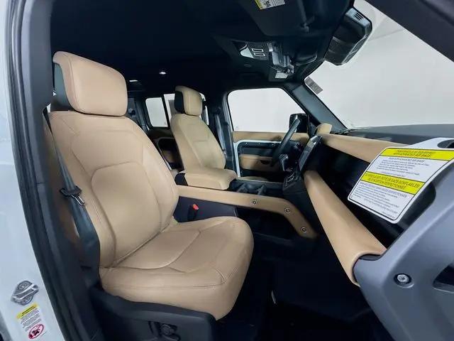 2026 Land Rover Defender P400 X-Dynamic SE