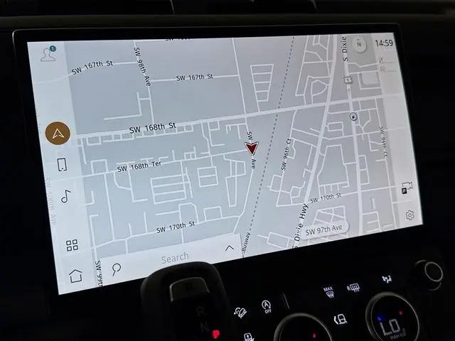 2026 Land Rover Defender P400 X-Dynamic SE