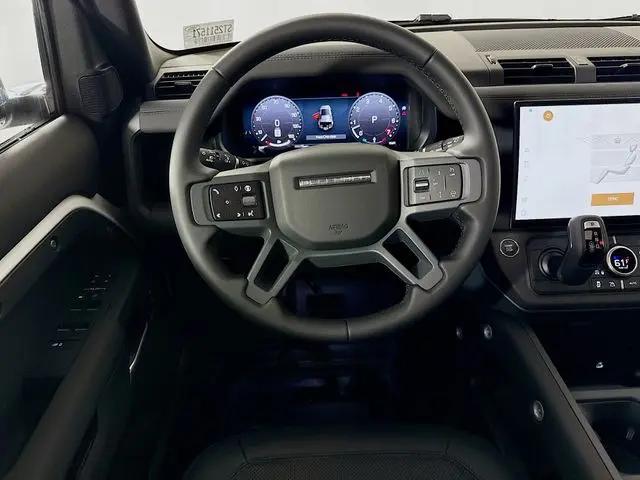 2026 Land Rover Defender P400 X-Dynamic SE