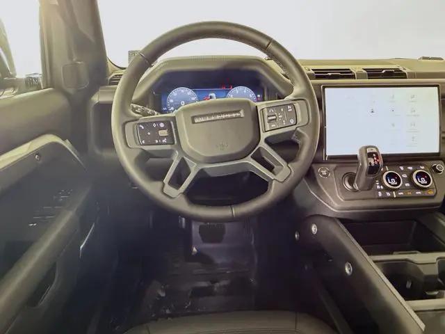 2026 Land Rover Defender P400 X-Dynamic SE
