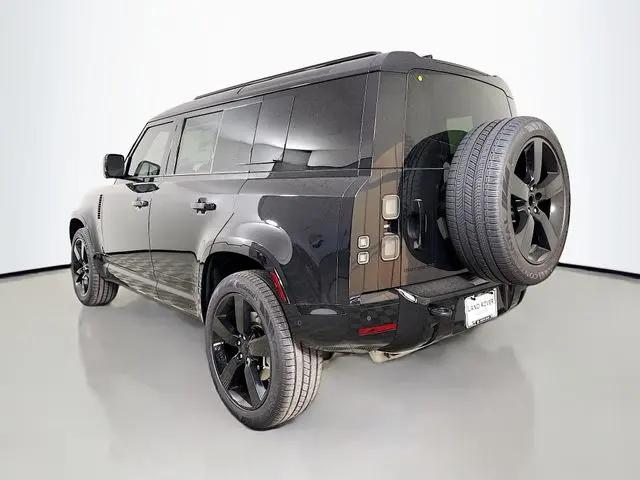 2026 Land Rover Defender P400 X-Dynamic SE
