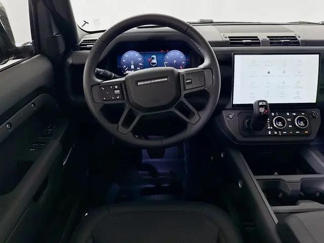 2026 Land Rover Defender P400 X-Dynamic SE