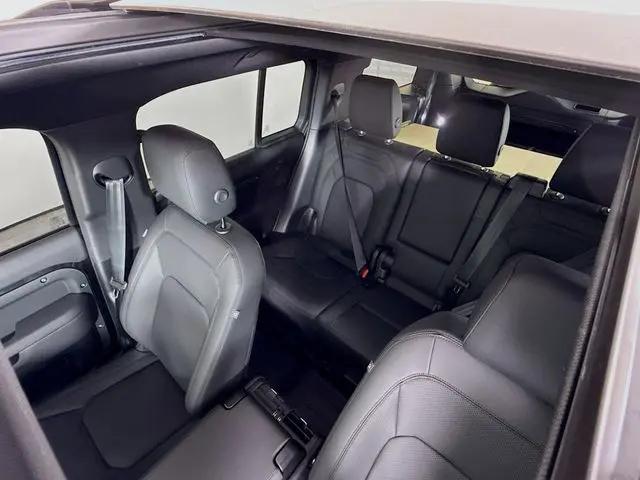 2026 Land Rover Defender P400 X-Dynamic SE