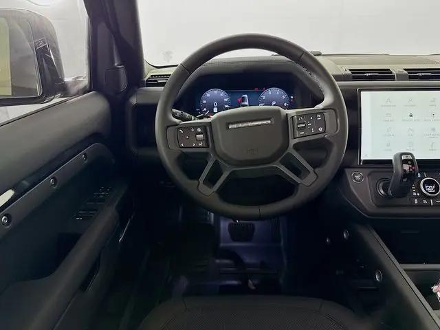 2026 Land Rover Defender P400 X-Dynamic SE