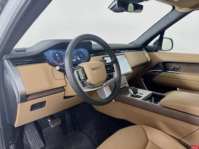 2026 Land Rover Range Rover P530 SE 7 Seat