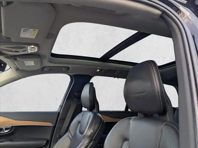 2016 Volvo XC90 Hybrid T8 Inscription