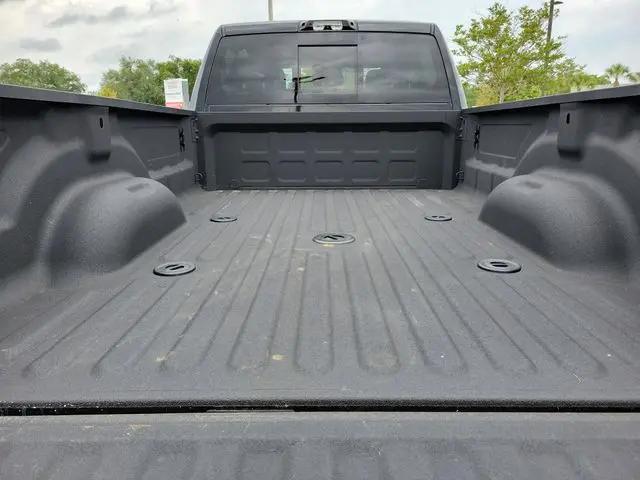 2025 Ram 3500 Limited Crew Cab 4x4 8' Box