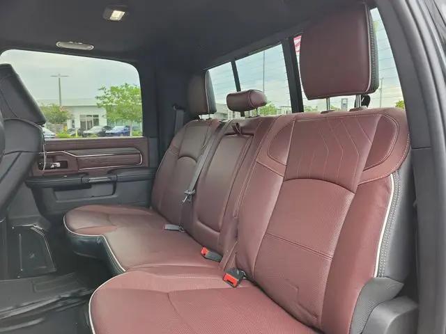 2025 Ram 3500 Limited Crew Cab 4x4 8' Box