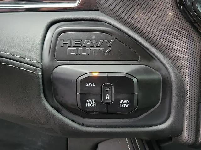 2025 Ram 3500 Limited Crew Cab 4x4 8' Box