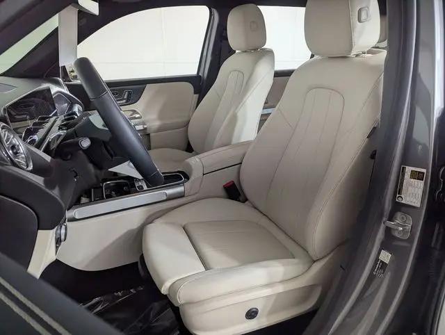 2026 Mercedes-Benz GLB 4MATIC