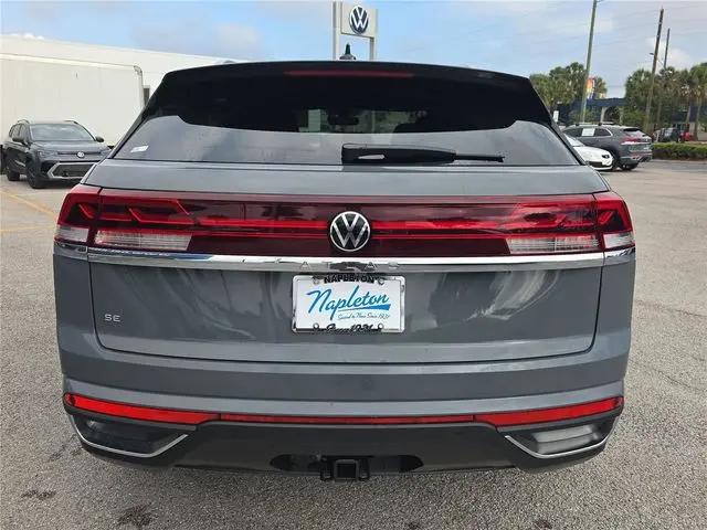 2026 Volkswagen Atlas Cross Sport SE with Technology