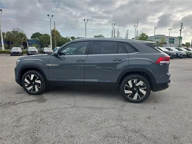 2026 Volkswagen Atlas Cross Sport SE with Technology