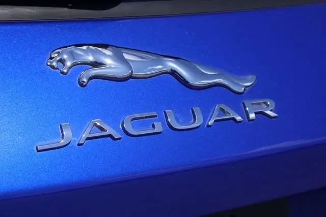 2018 Jaguar F-PACE 25t Premium