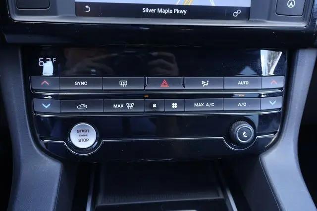 2018 Jaguar F-PACE 25t Premium
