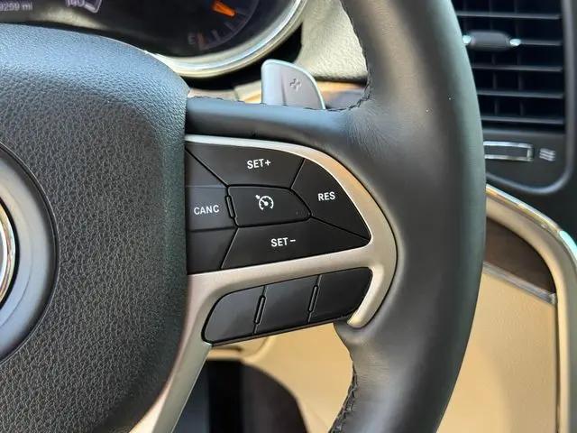 2017 Jeep Grand Cherokee Limited 4x2