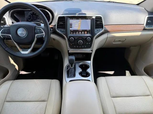 2017 Jeep Grand Cherokee Limited 4x2