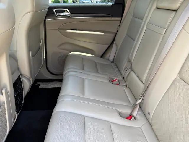 2017 Jeep Grand Cherokee Limited 4x2