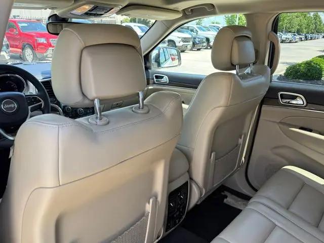 2017 Jeep Grand Cherokee Limited 4x2
