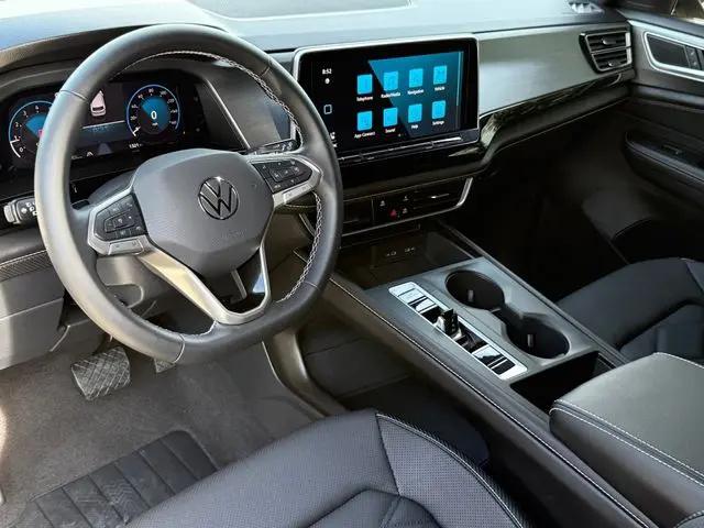 2026 Volkswagen Atlas Cross Sport SE