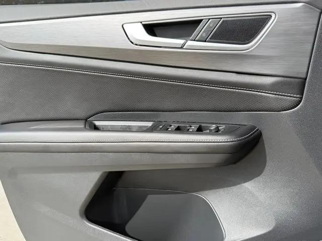 2026 Volkswagen Atlas Cross Sport SE
