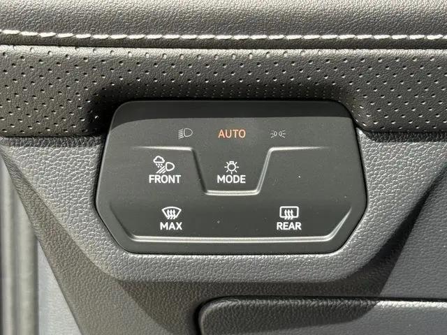 2026 Volkswagen Atlas Cross Sport SE