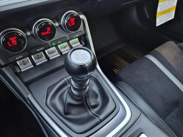 2024 Toyota GR86 Premium