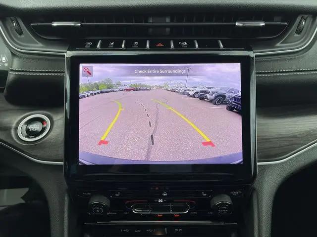 2025 Jeep Grand Cherokee Limited 4x4