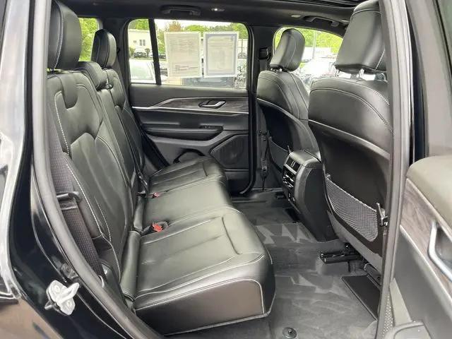 2025 Jeep Grand Cherokee Limited 4x4