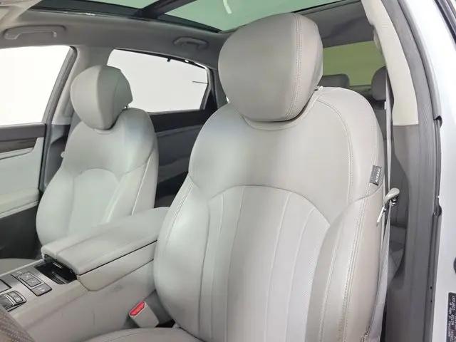 2019 Genesis G80 3.8