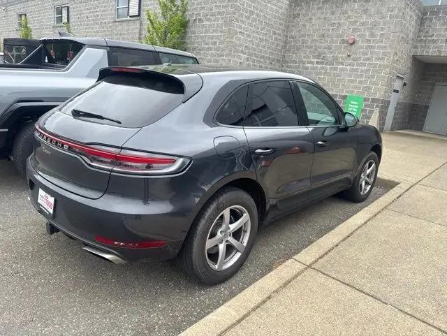 2020 Porsche Macan Macan