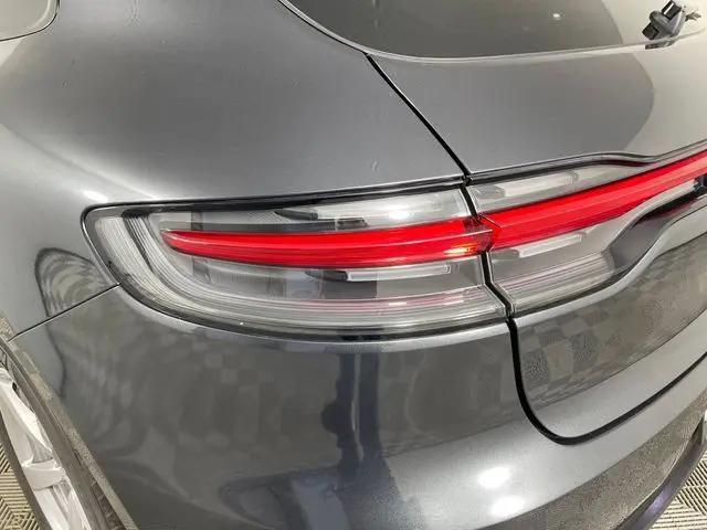 2020 Porsche Macan Macan